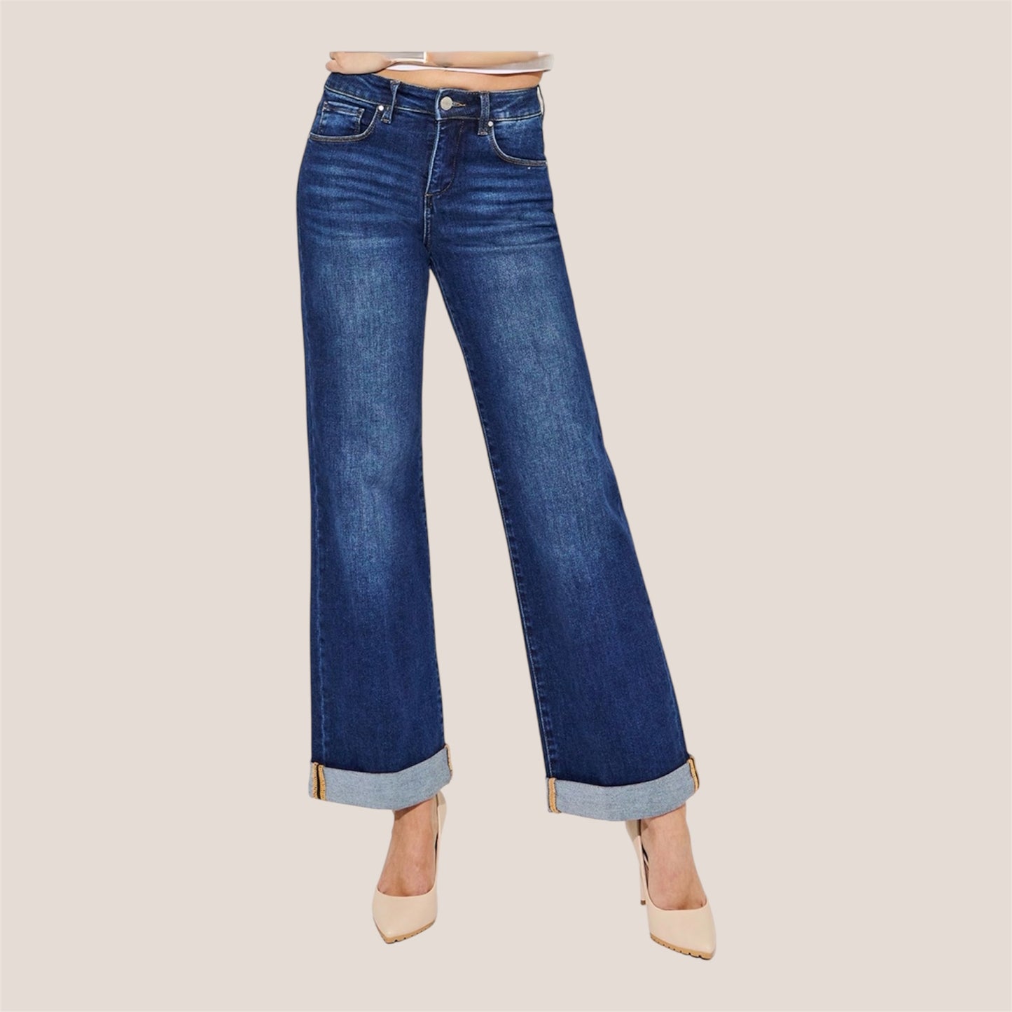 Risen Cuffed Jeans