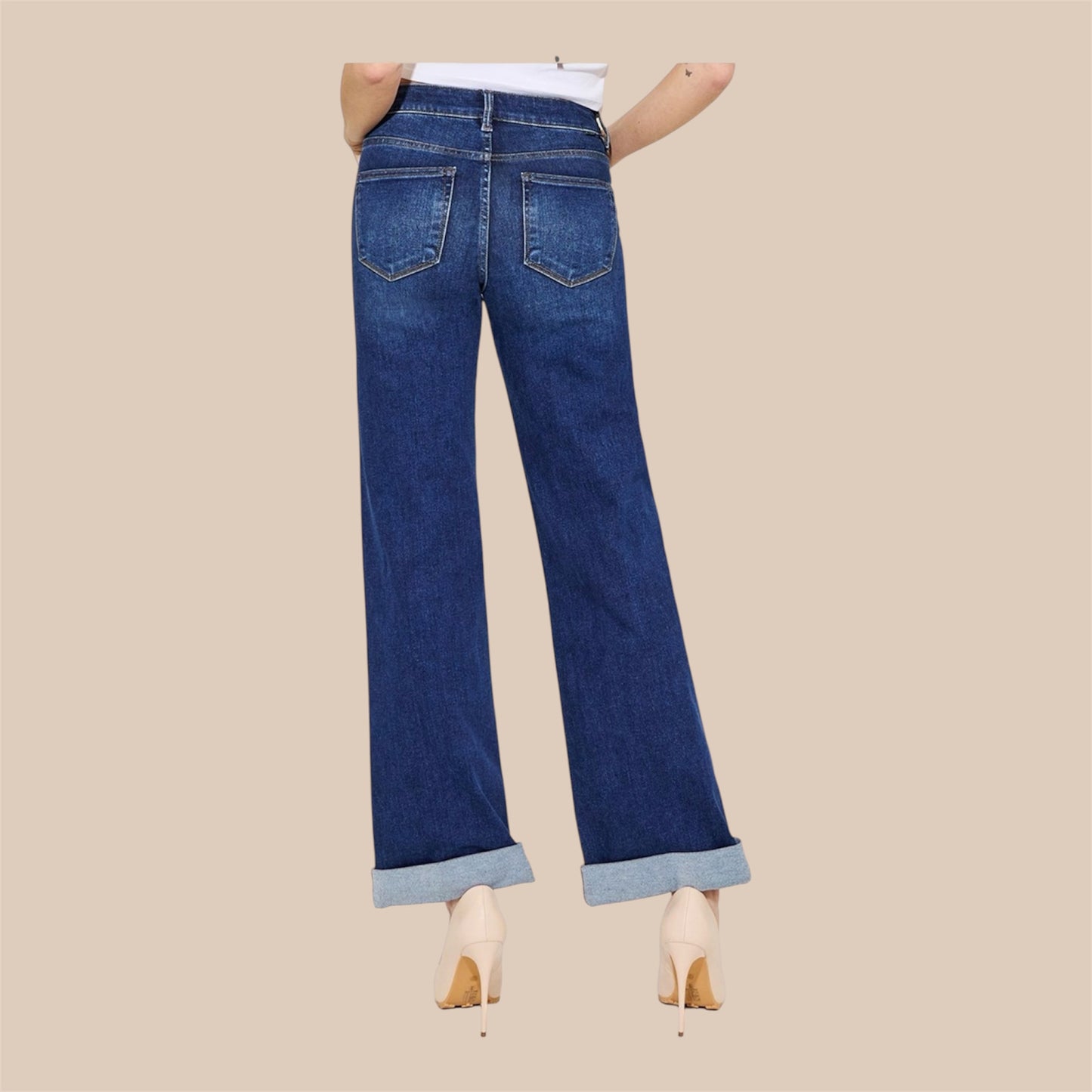 Risen Cuffed Jeans