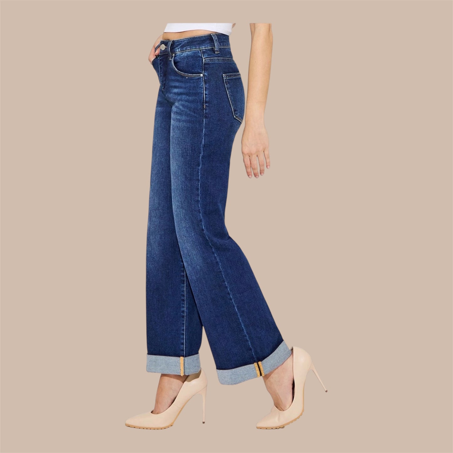 Risen Cuffed Jeans